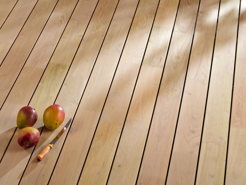 Terrassendielen Robinie, Unoprofil,glatt gehobelt - seitliche Nut
