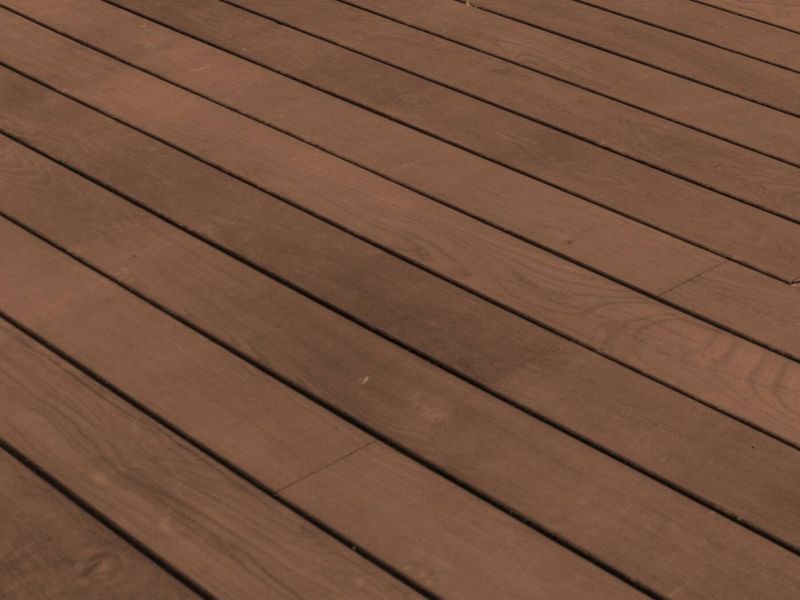 Terrassendielen Thermo Esche, THERMOWOOD® Unoprofil glatt bombiert,Grad® Fräsung